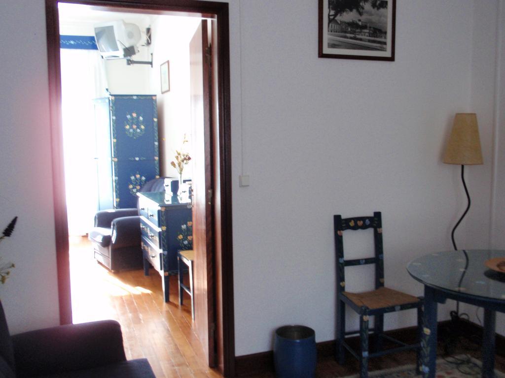 Alentejano Low Cost Hotel Эштремош Номер фото